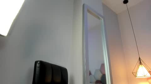 Sabrina Warren online show from March 10, 11:32 am