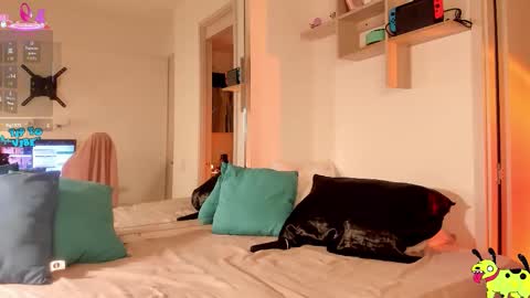 Sabrina  online show from November 25, 1:05 am