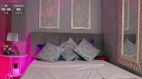 Sabrina online show from July 27, 5:25 am