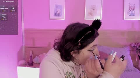 Snapshot of sachi_meow chatting on January 27, 12:05 pm Ig online show from January 27, 12:05 pm