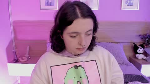 Snapshot of sachi_meow chatting on February 1, 2:34 pm Ig online show from February 1, 2:34 pm