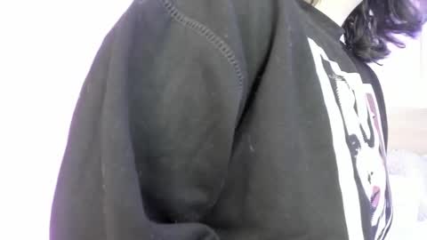 Snapshot of sachi_meow chatting on February 12, 11:51 am Ig online show from February 12, 11:51 am