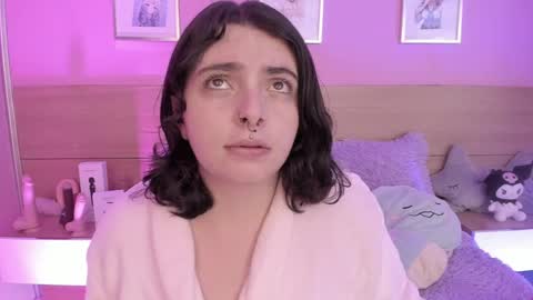 Snapshot of sachi_meow chatting on February 15, 11:28 am Ig online show from February 15, 11:28 am