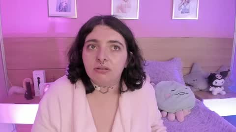 Snapshot of sachi_meow chatting on February 15, 2:33 pm Ig online show from February 15, 2:33 pm