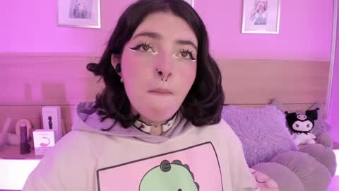 Snapshot of sachi_meow chatting on February 20, 6:02 pm Ig online show from February 20, 6:02 pm