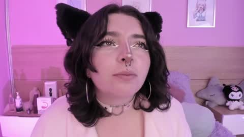 Snapshot of sachi_meow chatting on February 23, 7:38 pm Ig online show from February 23, 7:38 pm