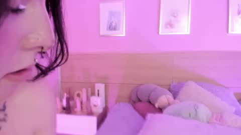 Snapshot of sachi_meow chatting on February 27, 6:09 pm Ig online show from February 27, 6:09 pm