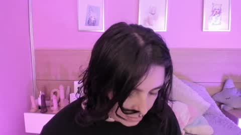 Snapshot of sachi_meow chatting on February 28, 11:47 am Ig online show from February 28, 11:47 am