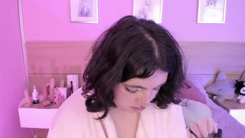 Snapshot of sachi_meow chatting on March 2, 9:32 pm Ig online show from March 2, 9:32 pm