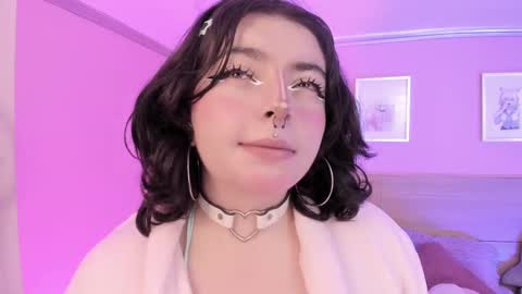 Snapshot of sachi_meow chatting on March 3, 1:20 pm Ig online show from March 3, 1:20 pm