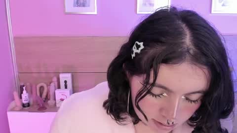 Snapshot of sachi_meow chatting on March 3, 4:24 pm Ig online show from March 3, 4:24 pm