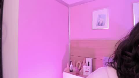 Snapshot of sachi_meow chatting on March 5, 7:06 pm Ig online show from March 5, 7:06 pm