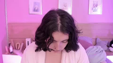 Snapshot of sachi_meow chatting on March 8, 10:32 am Ig online show from March 8, 10:32 am