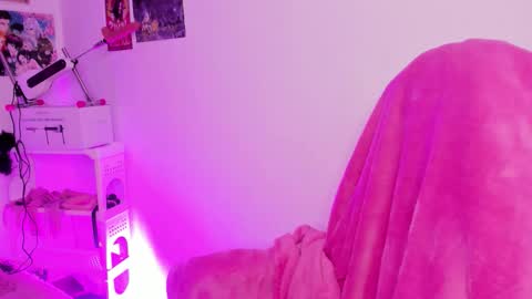 Snapshot of sachi_meow chatting on September 15, 11:54 am Ig online show from September 15, 11:54 am