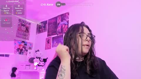 Snapshot of sachi_meow chatting on October 8, 8:28 pm Ig online show from October 8, 8:28 pm