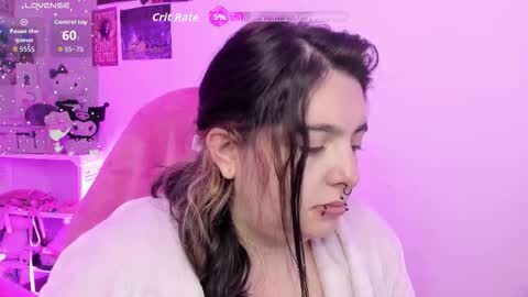 Snapshot of sachi_meow chatting on October 11, 11:42 am Ig online show from October 11, 11:42 am