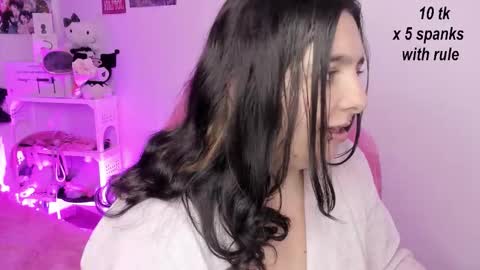 Snapshot of sachi_meow chatting on October 16, 12:28 pm Ig online show from October 16, 12:28 pm