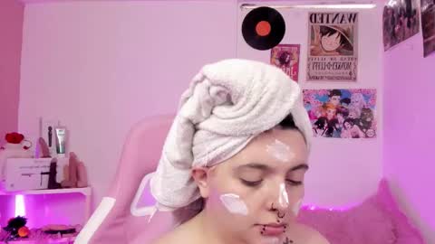 Ig  online show from February 14, 1:08 pm