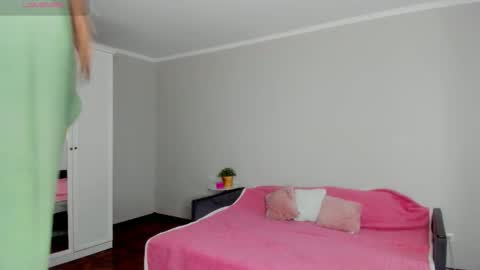 Sacura online show from February 16, 8:10 am