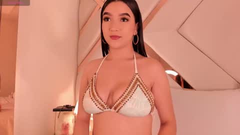 Snapshot of saday_ chatting on November 13, 4:11 am online show from November 13, 4:11 am