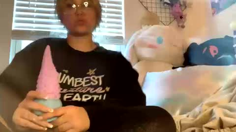 sweet angel baby  online show from October 11, 9:13 pm