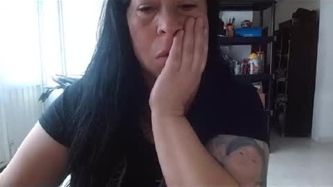 Snapshot of sadistikxx chatting on February 18, 12:23 pm SadistikXX online show from February 18, 12:23 pm