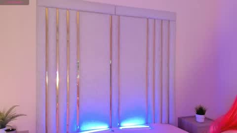 Mara online show from October 19, 4:02 am