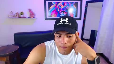 Saenz online show from December 11, 11:54 pm