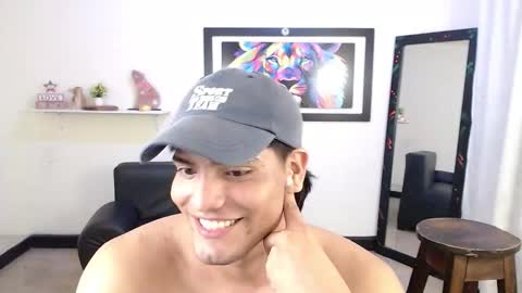 Saenz online show from December 21, 11:13 pm