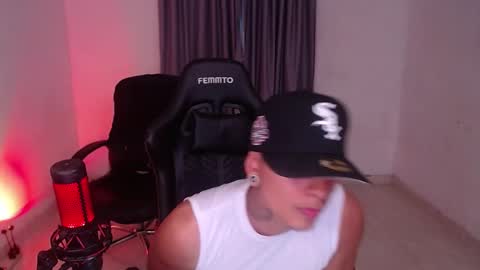 saenz_hotx online show from January 11, 1:48 am