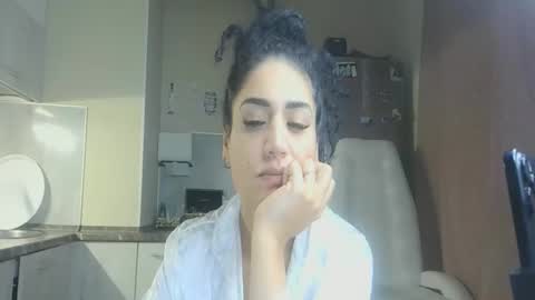 Snapshot of safari_xx chatting on October 28, 1:58 pm Queen online show from October 28, 1:58 pm