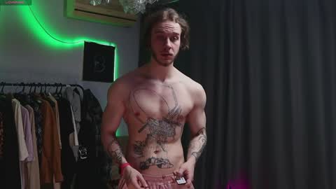 Snapshot of sage6688 chatting on January 19, 2:47 am Adam online show from January 19, 2:47 am