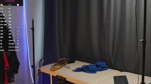 Snapshot of sage6688 chatting on January 29, 8:51 am Adam online show from January 29, 8:51 am