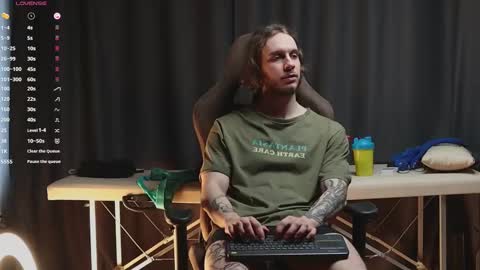 Snapshot of sage6688 chatting on February 12, 10:14 am Adam online show from February 12, 10:14 am