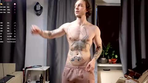 Snapshot of sage6688 chatting on November 18, 6:07 am Adam online show from November 18, 6:07 am