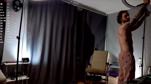 Snapshot of sage6688 chatting on November 21, 5:06 am Adam online show from November 21, 5:06 am