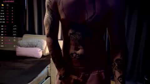 Snapshot of sage6688 chatting on December 5, 11:52 am Adam online show from December 5, 11:52 am