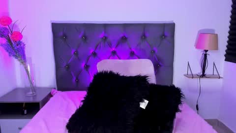 Snapshot of sagirabelle chatting on February 16, 5:53 pm Sagira Belle online show from February 16, 5:53 pm