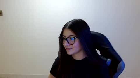 Sahaliefox  online show from July 26, 7:54 pm