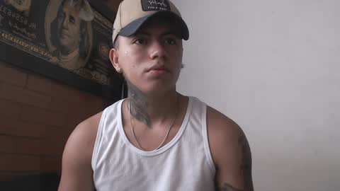 Snapshot of sahara_n_thiago chatting on January 13, 11:52 am Sahara y Thiago online show from January 13, 11:52 am
