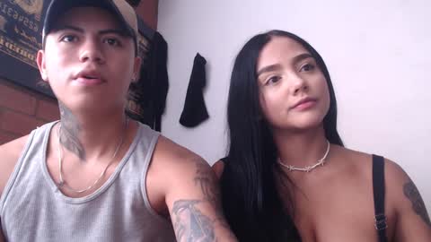 Snapshot of sahara_n_thiago chatting on January 18, 11:54 am Sahara y Thiago online show from January 18, 11:54 am