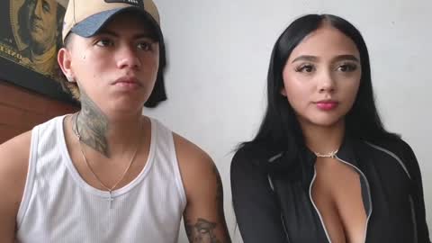 Snapshot of sahara_n_thiago chatting on February 4, 11:49 am Sahara y Thiago online show from February 4, 11:49 am