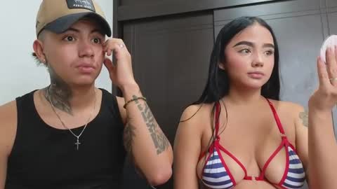 Snapshot of sahara_n_thiago chatting on March 11, 12:06 pm Sahara y Thiago online show from March 11, 12:06 pm