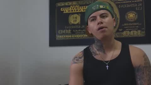 Snapshot of sahara_n_thiago chatting on October 7, 11:18 am Sahara y Thiago online show from October 7, 11:18 am