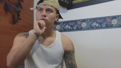 Sahara y Thiago online show from March 16, 11:36 am