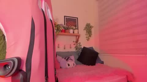 Snapshot of saharayumm chatting on February 25, 9:02 pm saharayumm online show from February 25, 9:02 pm