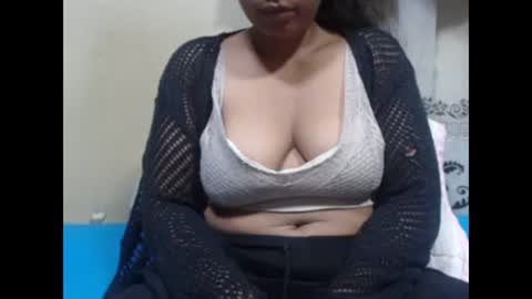 Snapshot of sahobelle chatting on February 13, 12:50 am sahobelle online show from February 13, 12:50 am