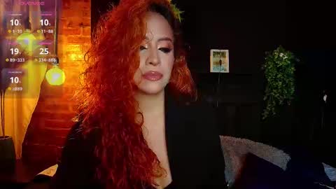 Snapshot of sahra_tayl0r_ chatting on November 30, 4:22 pm SARA online show from November 30, 4:22 pm