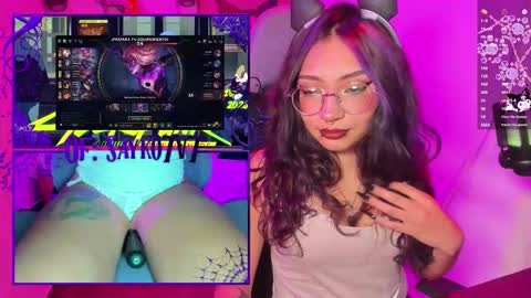 Snapshot of saiko7w7 chatting on February 26, 2:10 am OF 15 off - online show from February 26, 2:10 am