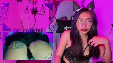 Snapshot of saiko7w7 chatting on March 1, 12:45 am OF 15 off - online show from March 1, 12:45 am